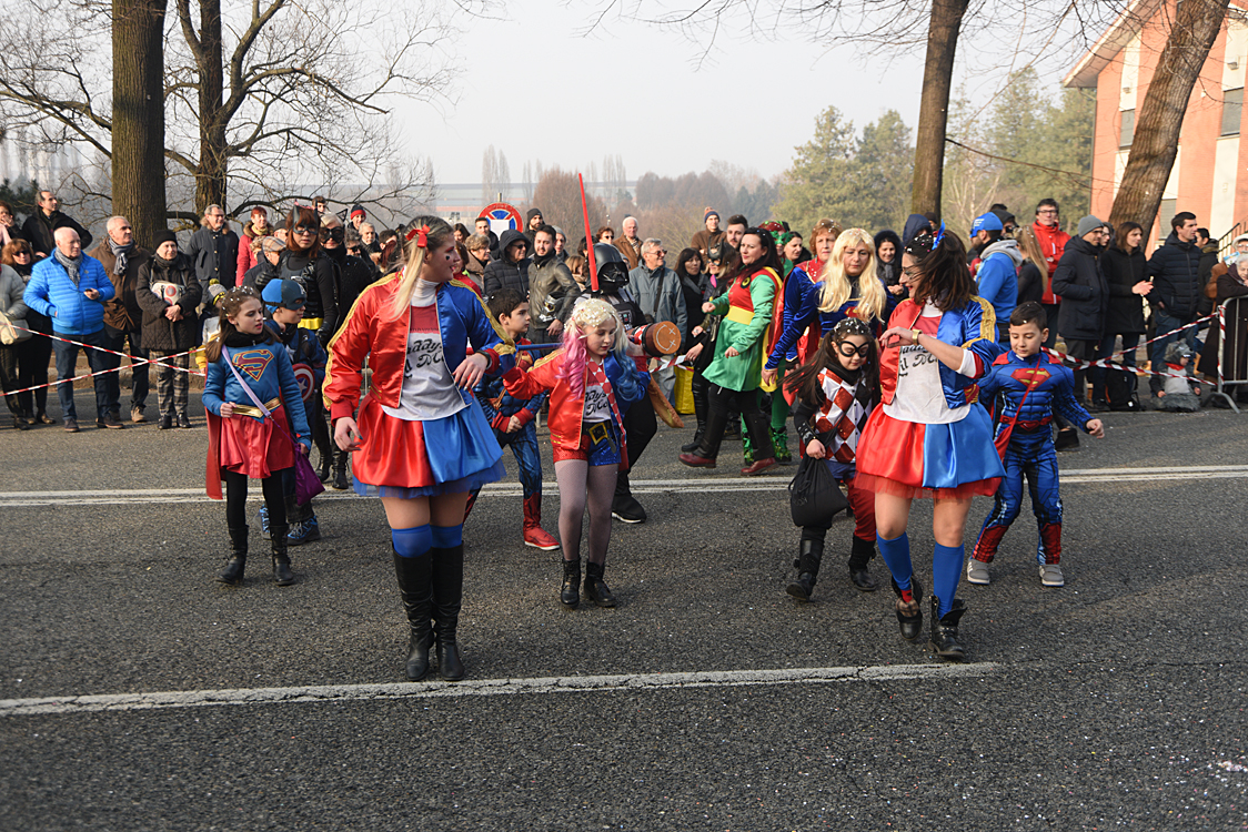 Sfilata carri Carnevale di Torino_113.jpg